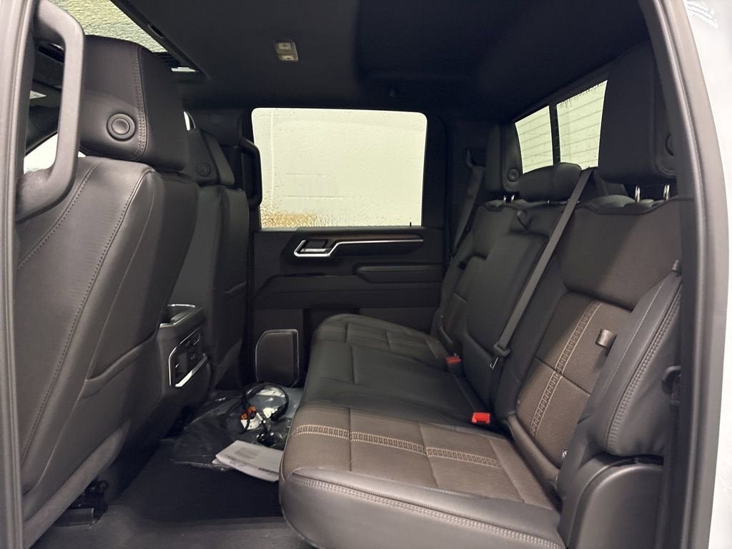 2026 Chevrolet Silverado 3500 HD High Country Crew Cab Standard Box 4WD