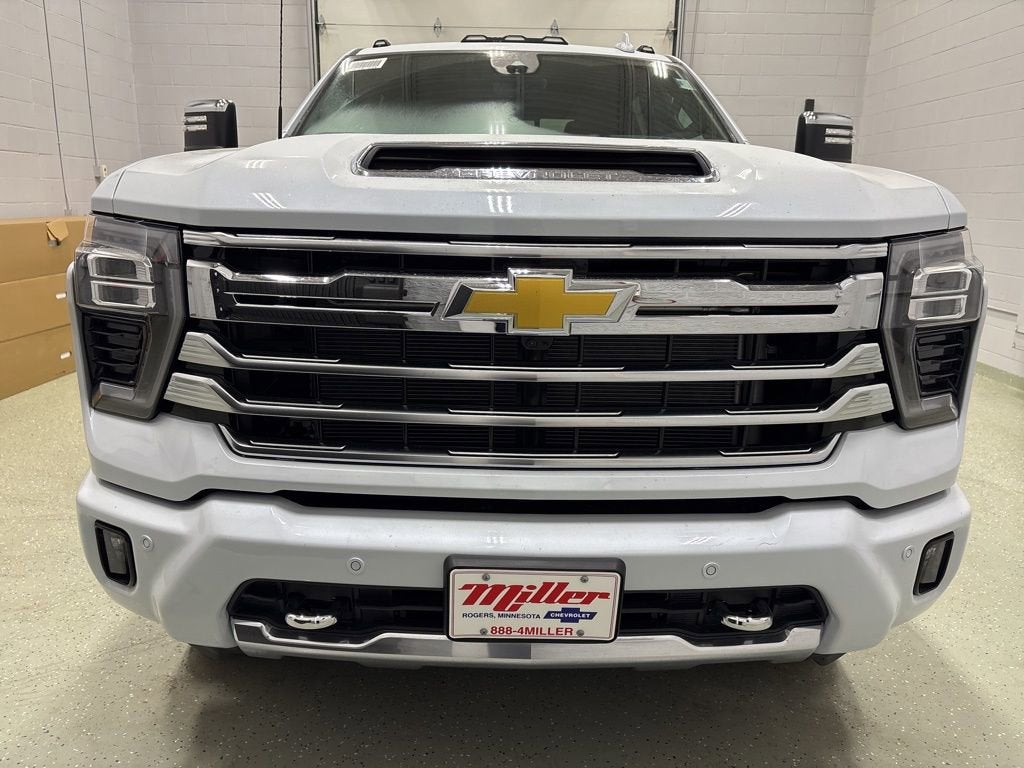 2026 Chevrolet Silverado 3500 HD High Country Crew Cab Standard Box 4WD