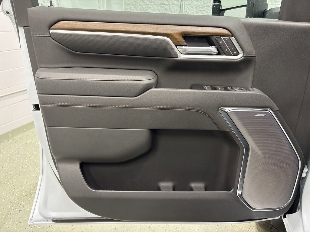 2026 Chevrolet Silverado 3500 HD High Country Crew Cab Standard Box 4WD