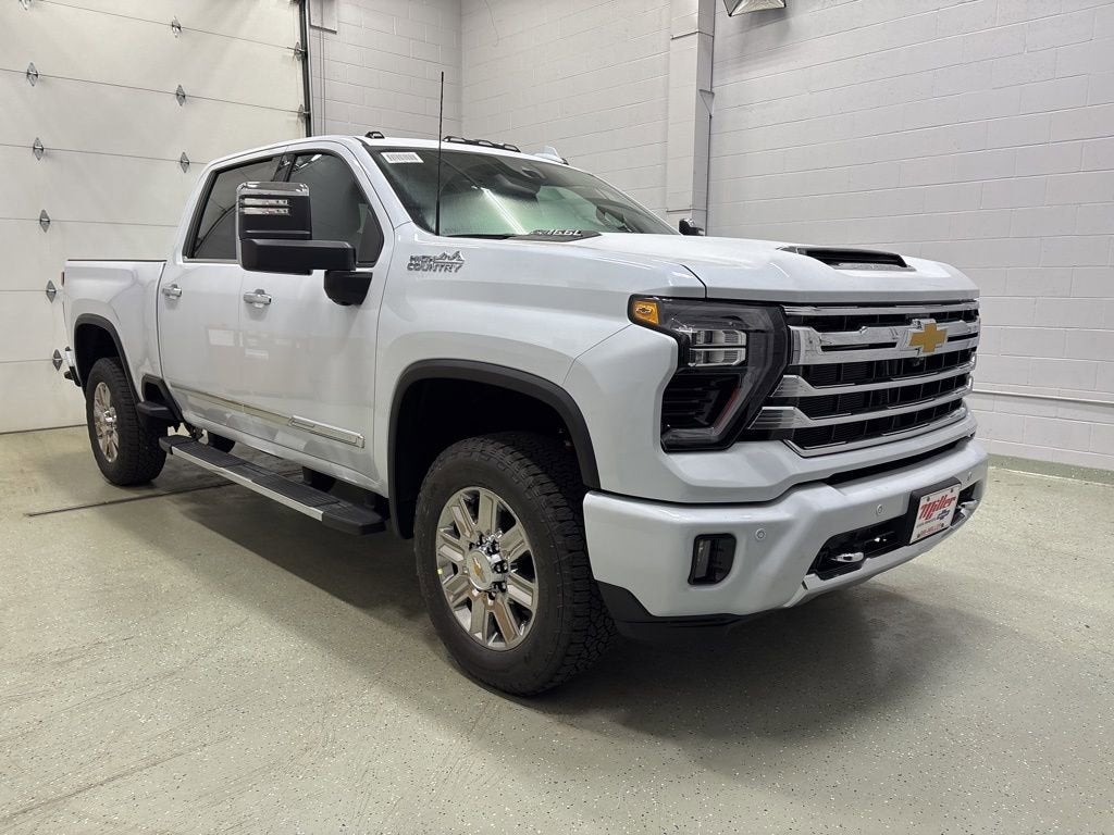 2026 Chevrolet Silverado 3500 HD High Country Crew Cab Standard Box 4WD
