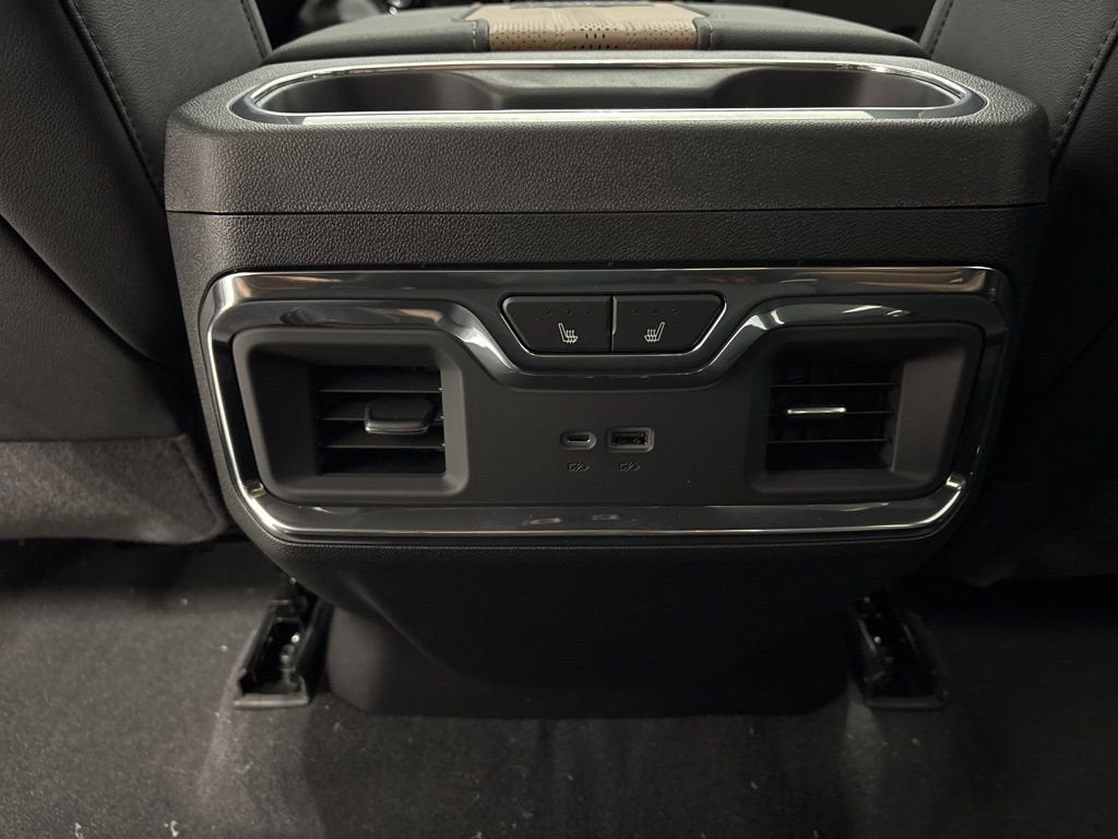 2026 Chevrolet Silverado 3500 HD High Country Crew Cab Standard Box 4WD
