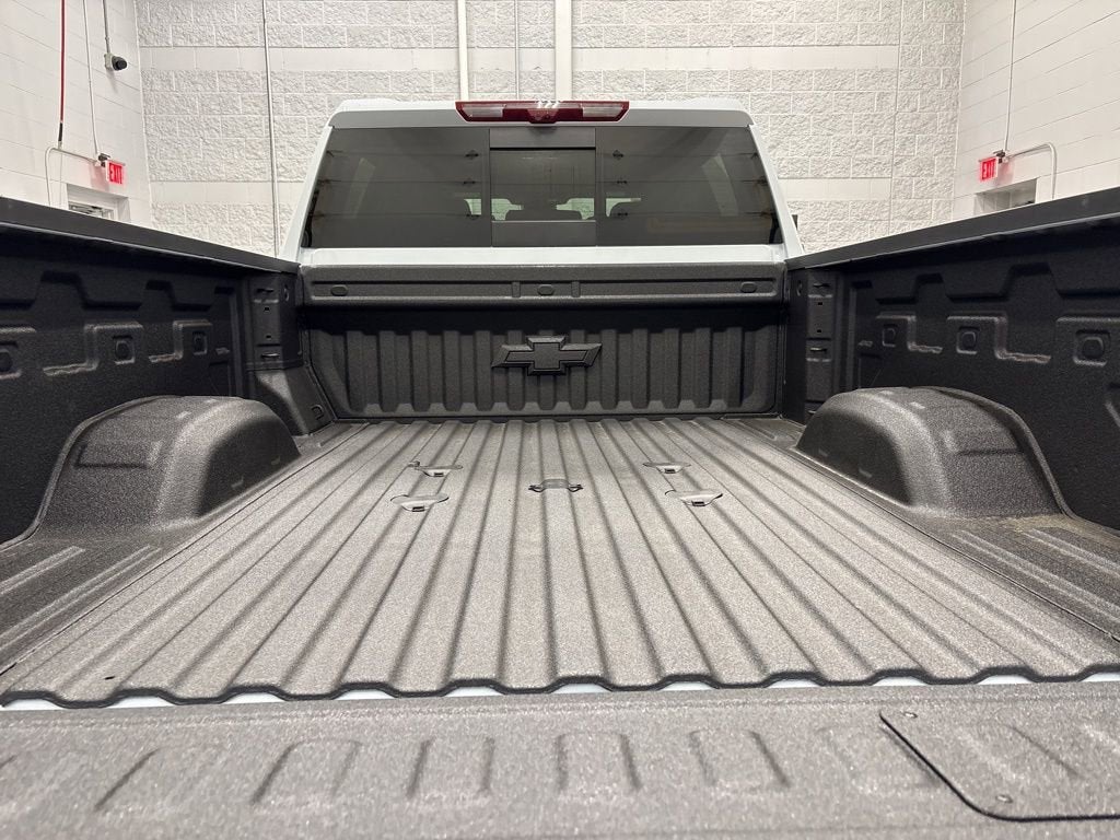 2026 Chevrolet Silverado 3500 HD High Country Crew Cab Standard Box 4WD