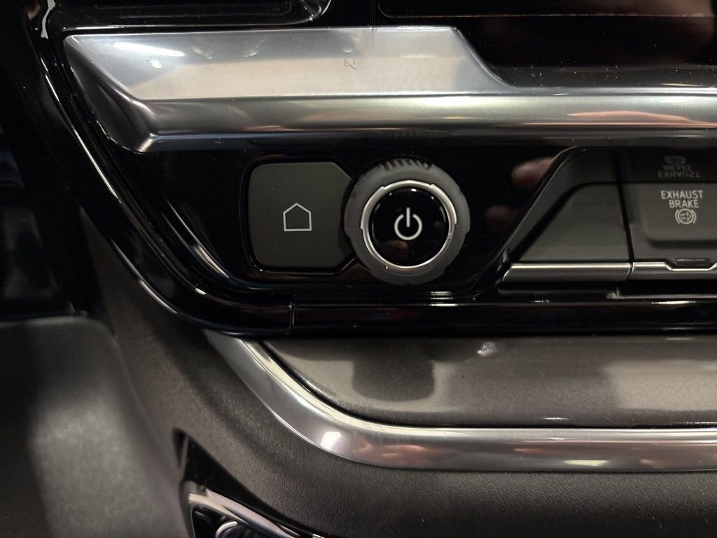 2026 Chevrolet Silverado 3500 HD High Country Crew Cab Standard Box 4WD