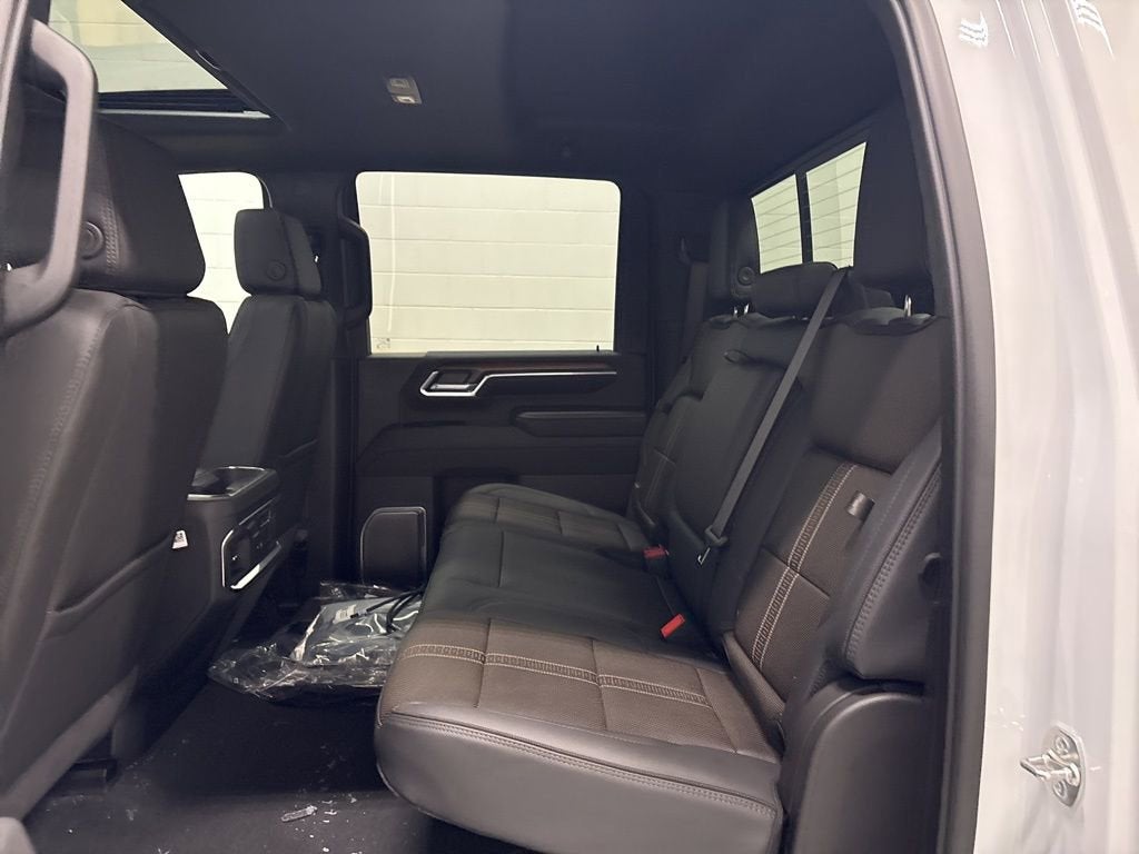 2026 Chevrolet Silverado 3500 HD High Country Crew Cab Standard Box 4WD