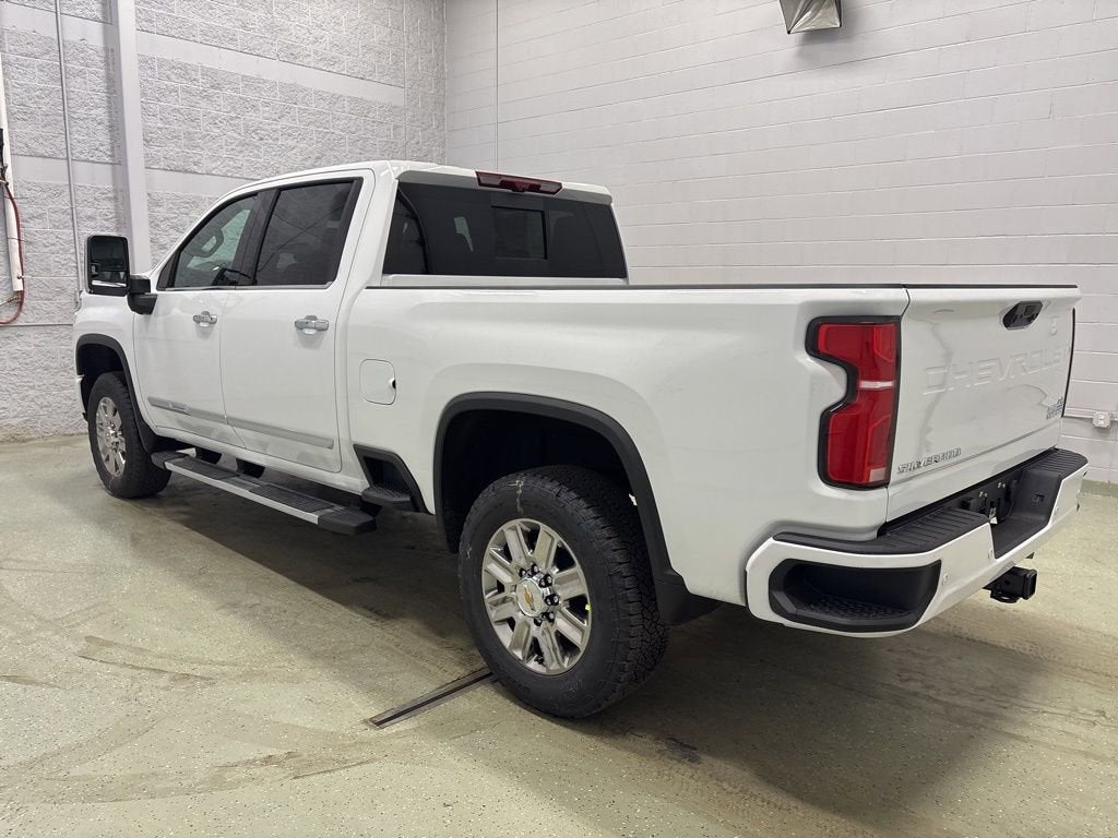 2026 Chevrolet Silverado 3500 HD High Country Crew Cab Standard Box 4WD