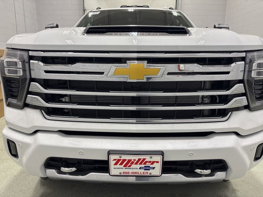 2026 Chevrolet Silverado 3500 HD High Country Crew Cab Standard Box 4WD