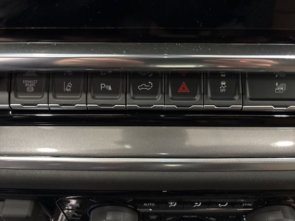 2026 Chevrolet Silverado 3500 HD High Country Crew Cab Standard Box 4WD