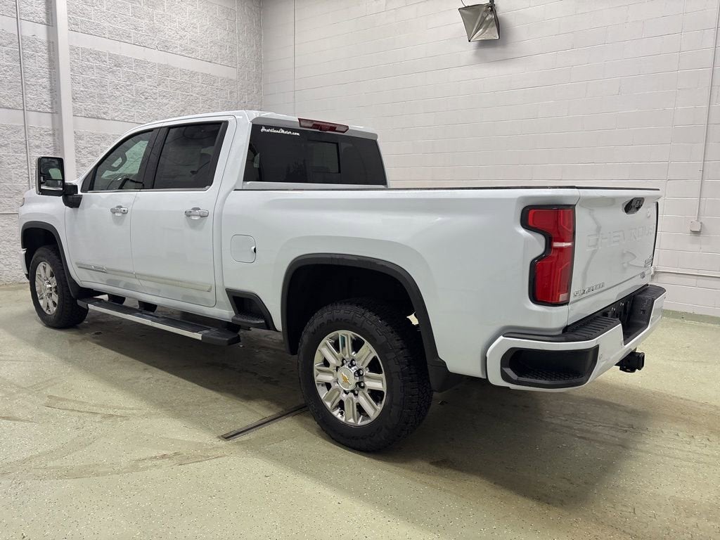 2026 Chevrolet Silverado 3500 HD High Country Crew Cab Standard Box 4WD