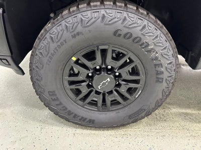 2026 Chevrolet Silverado 2500 HD ZR2 Crew Cab Standard Box 4WD