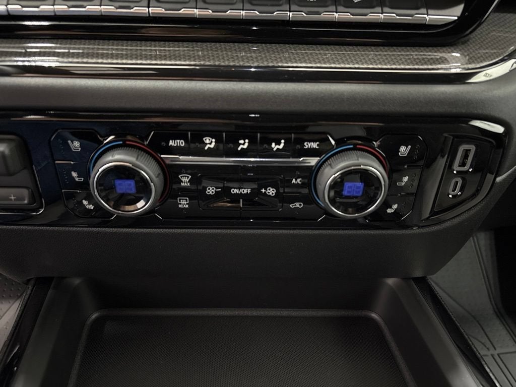 2026 Chevrolet Silverado 2500 HD ZR2 Crew Cab Standard Box 4WD