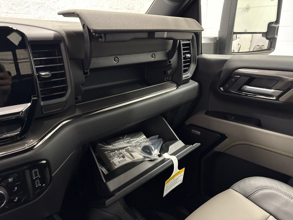 2026 Chevrolet Silverado 2500 HD ZR2 Crew Cab Standard Box 4WD