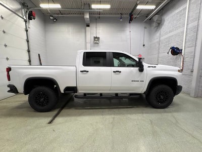 2026 Chevrolet Silverado 2500 HD ZR2 Crew Cab Standard Box 4WD