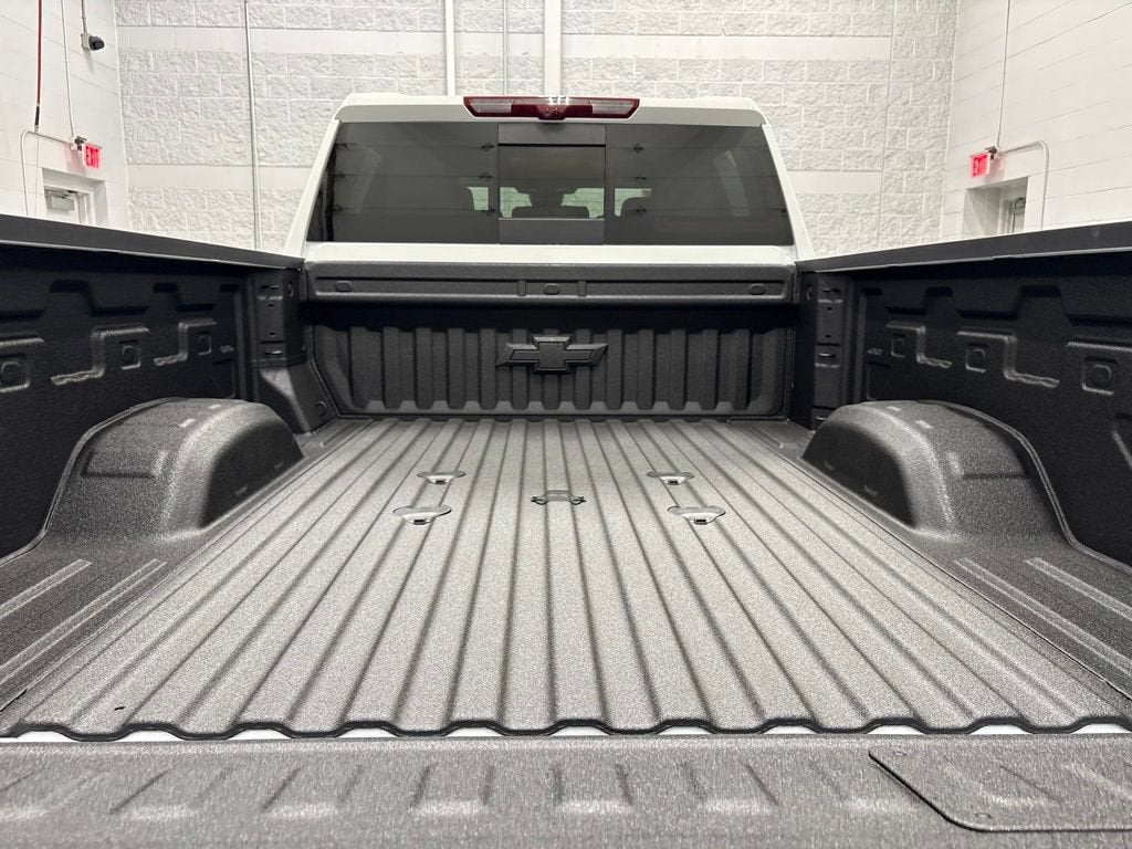 2026 Chevrolet Silverado 2500 HD ZR2 Crew Cab Standard Box 4WD