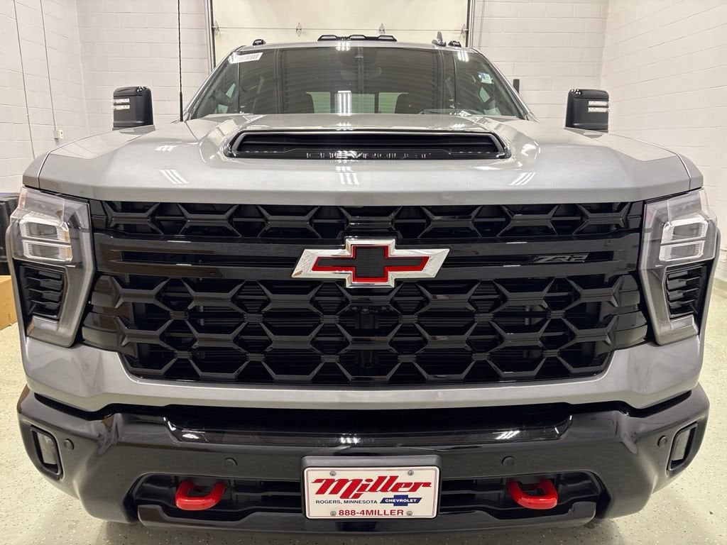2026 Chevrolet Silverado 2500 HD ZR2 Crew Cab Standard Box 4WD