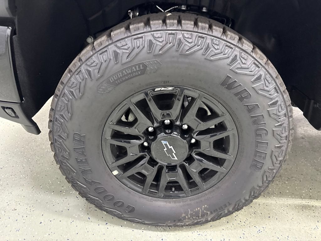 2026 Chevrolet Silverado 2500 HD ZR2 Crew Cab Standard Box 4WD
