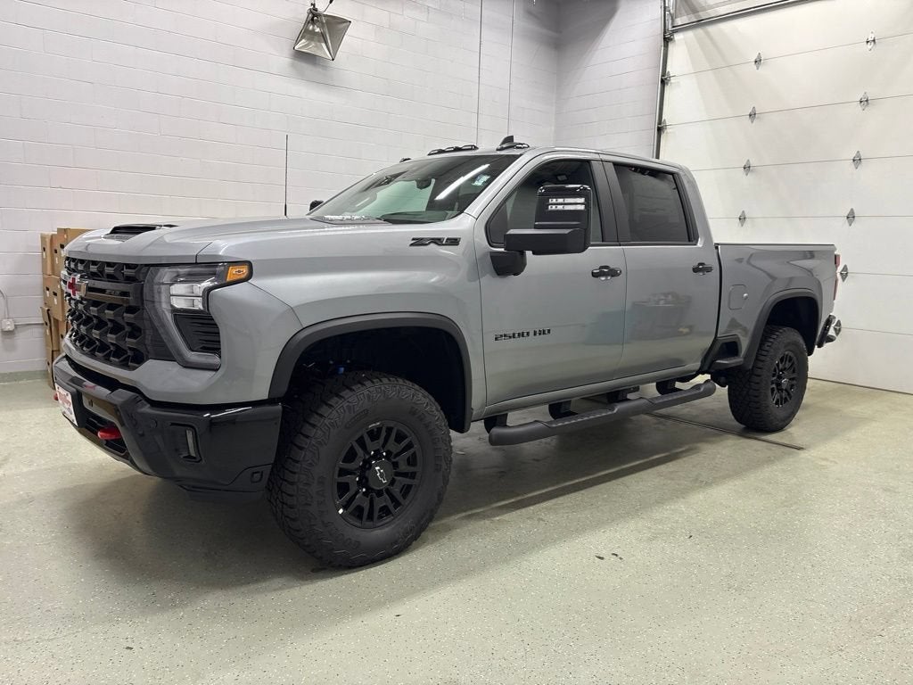 2026 Chevrolet Silverado 2500 HD ZR2 Crew Cab Standard Box 4WD