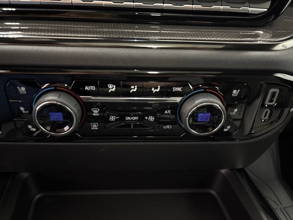 2026 Chevrolet Silverado 2500 HD ZR2 Crew Cab Standard Box 4WD