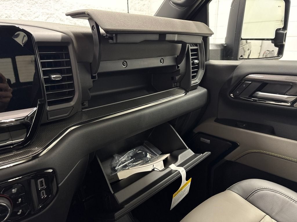 2026 Chevrolet Silverado 2500 HD ZR2 Crew Cab Standard Box 4WD