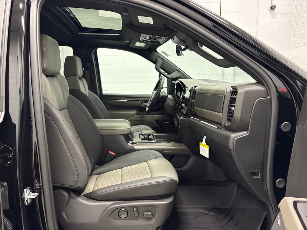 2026 Chevrolet Silverado 2500 HD ZR2 Crew Cab Standard Box 4WD