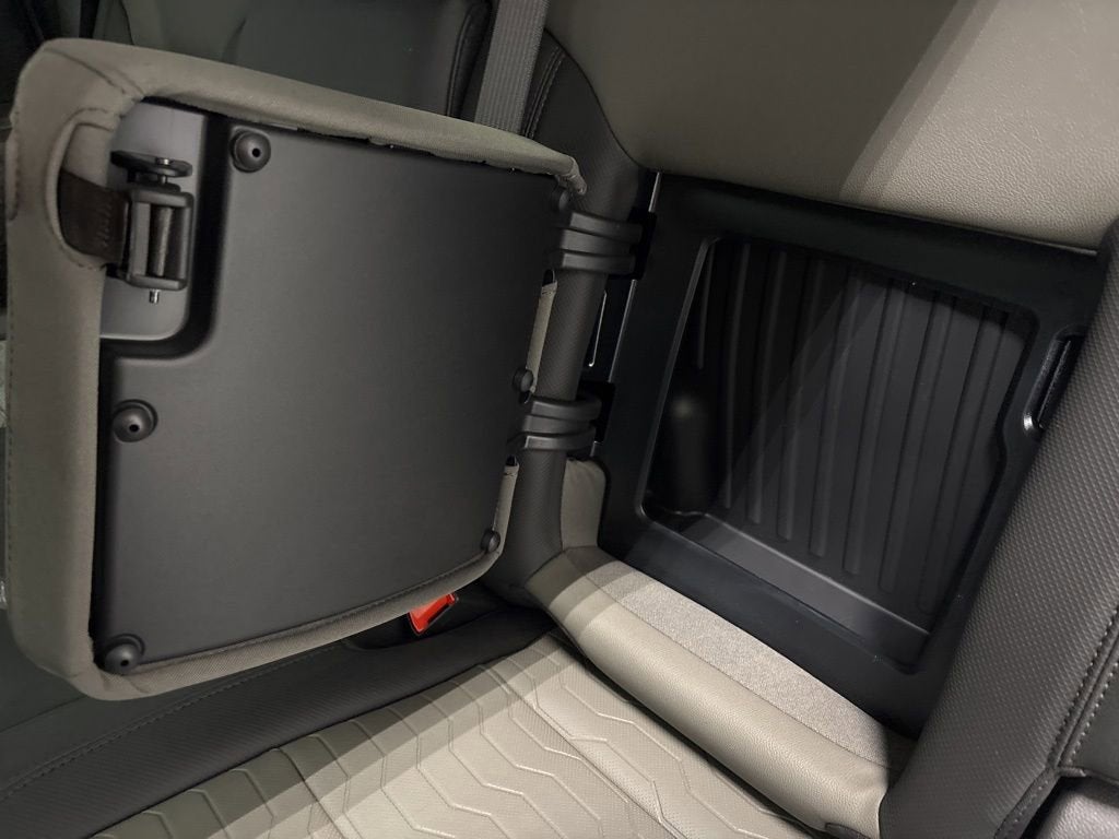 2026 Chevrolet Silverado 2500 HD ZR2 Crew Cab Standard Box 4WD