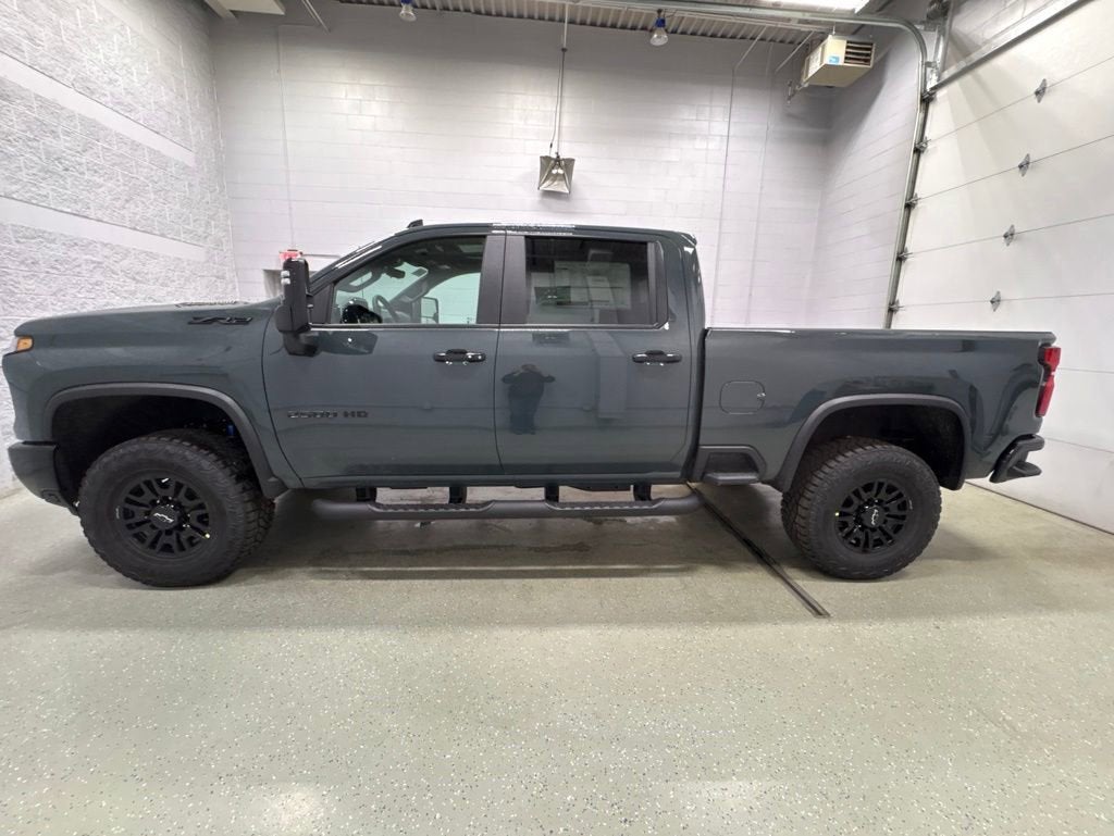 2026 Chevrolet Silverado 2500 HD ZR2 Crew Cab Standard Box 4WD