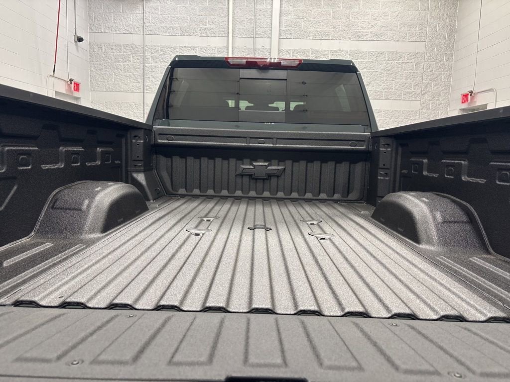 2026 Chevrolet Silverado 2500 HD ZR2 Crew Cab Standard Box 4WD