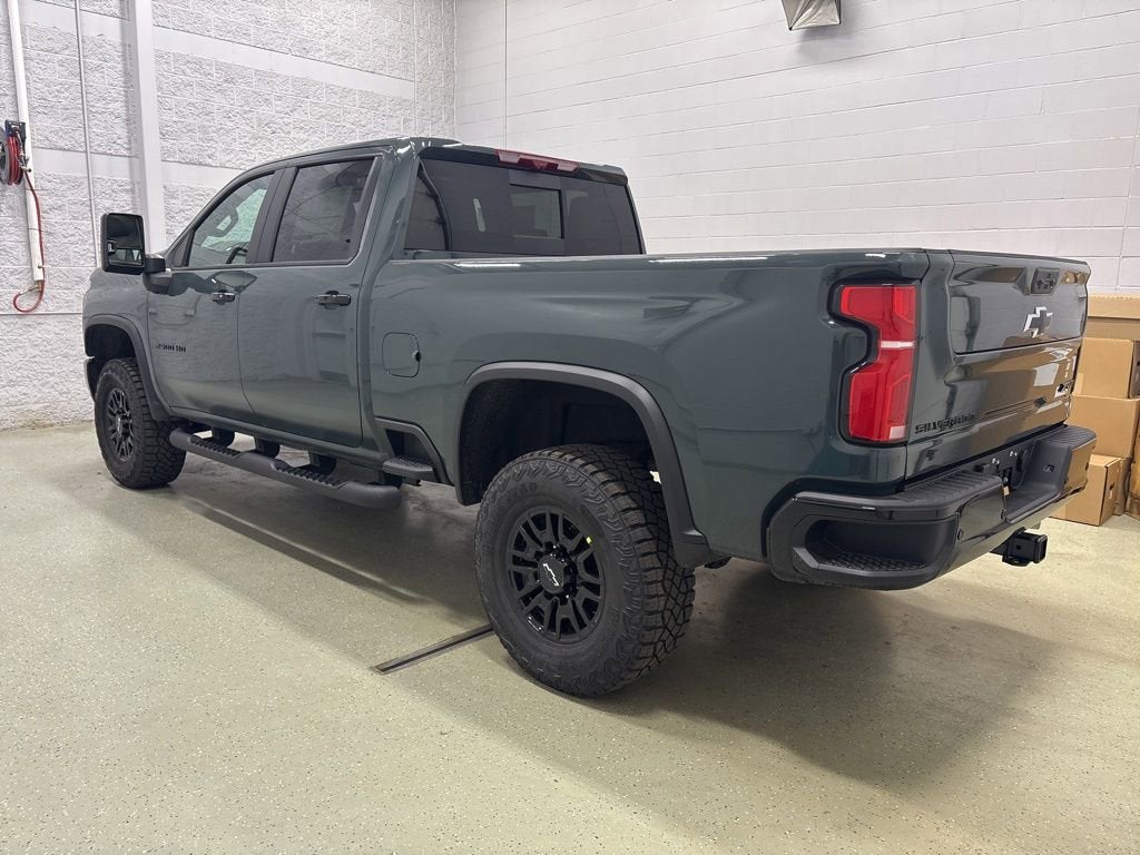 2026 Chevrolet Silverado 2500 HD ZR2 Crew Cab Standard Box 4WD