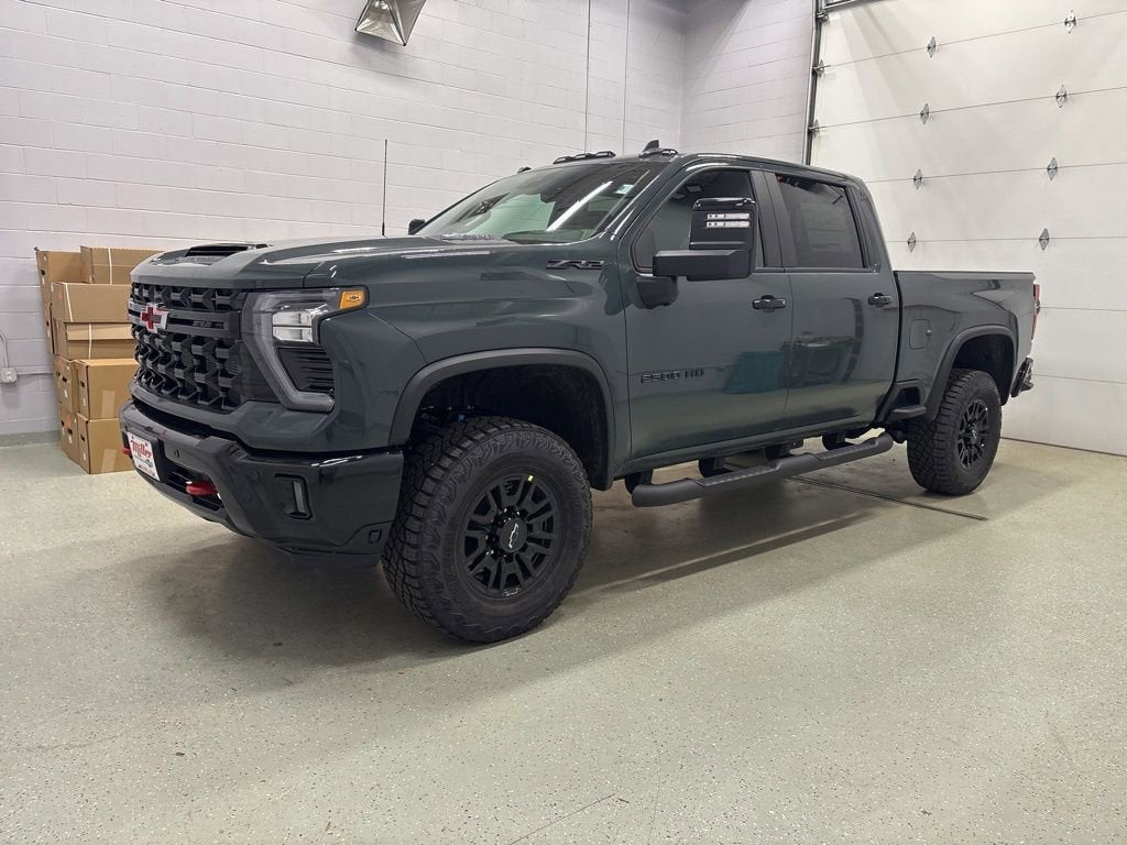 2026 Chevrolet Silverado 2500 HD ZR2 Crew Cab Standard Box 4WD
