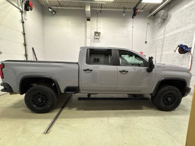 2025 Chevrolet Silverado 2500 HD ZR2