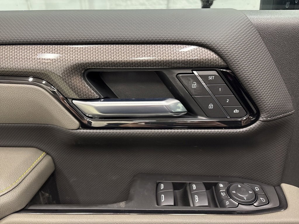 2026 Chevrolet Silverado 2500 HD ZR2 Crew Cab Standard Box 4WD