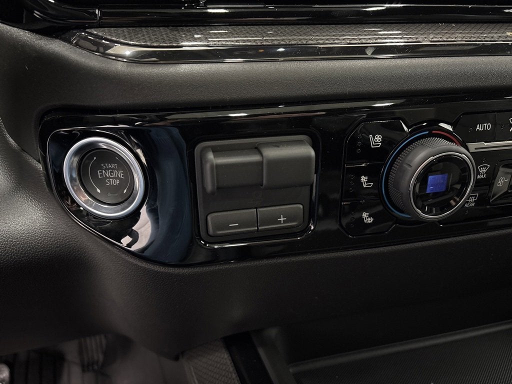 2026 Chevrolet Silverado 2500 HD ZR2 Crew Cab Standard Box 4WD