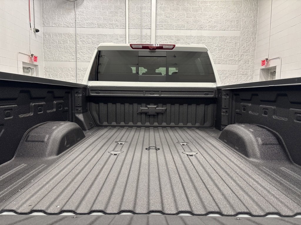 2026 Chevrolet Silverado 2500 HD ZR2 Crew Cab Standard Box 4WD