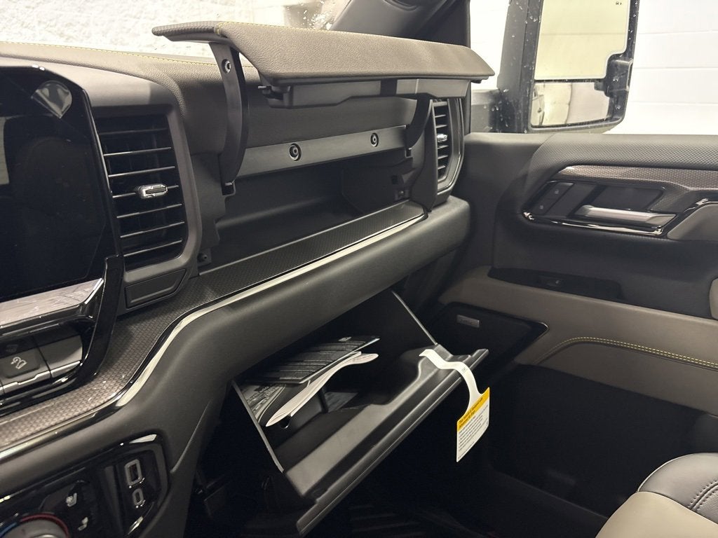 2026 Chevrolet Silverado 2500 HD ZR2 Crew Cab Standard Box 4WD