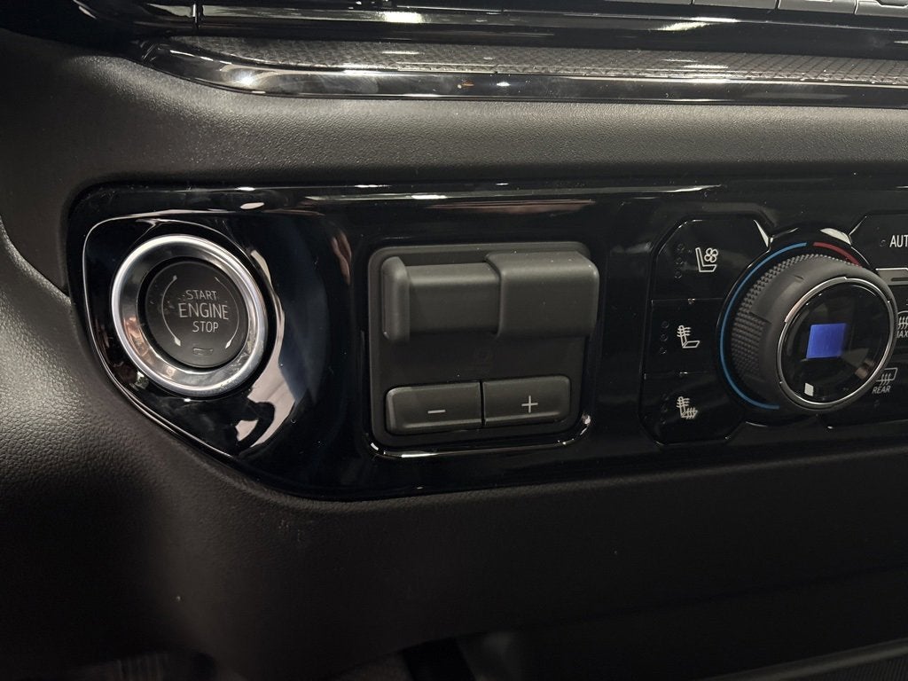 2026 Chevrolet Silverado 2500 HD ZR2 Crew Cab Standard Box 4WD