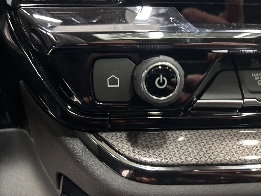 2026 Chevrolet Silverado 2500 HD ZR2 Crew Cab Standard Box 4WD