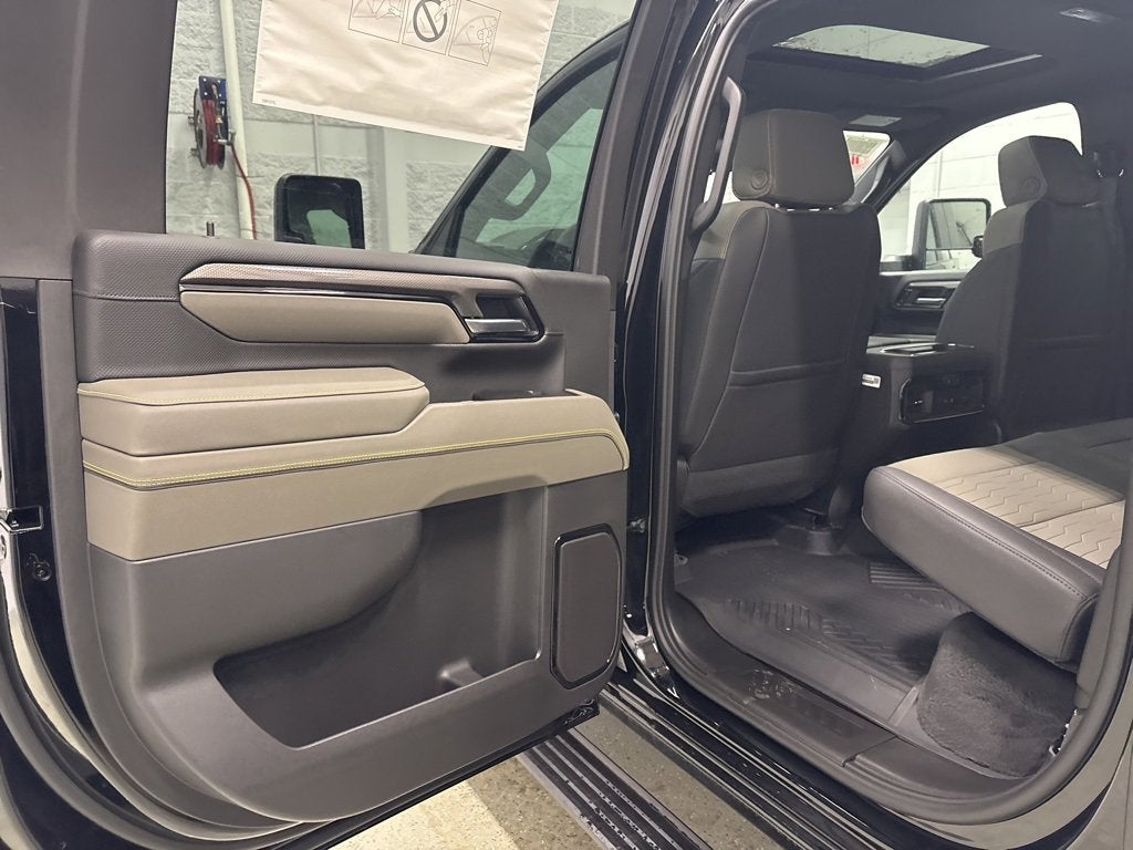 2026 Chevrolet Silverado 2500 HD ZR2 Crew Cab Standard Box 4WD