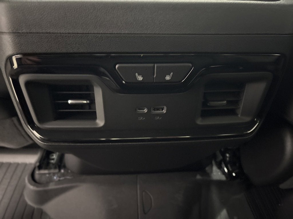 2026 Chevrolet Silverado 2500 HD ZR2 Crew Cab Standard Box 4WD