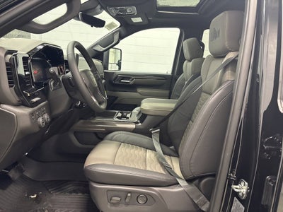 2026 Chevrolet Silverado 2500 HD ZR2 Crew Cab Standard Box 4WD