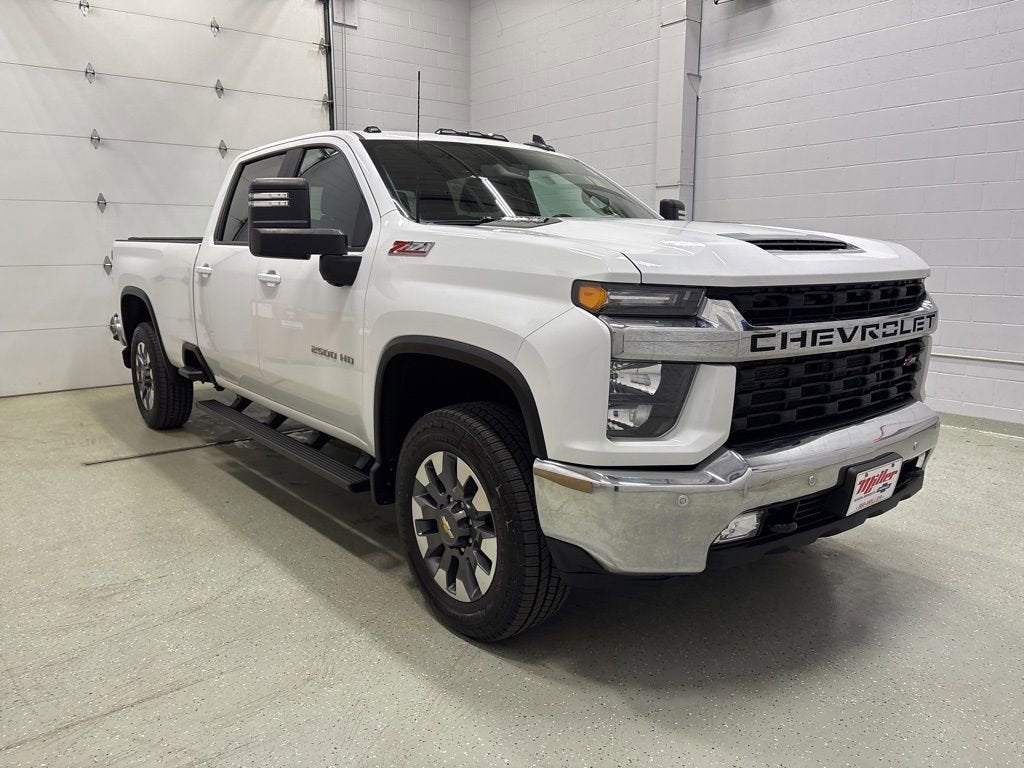 Used 2021 Chevrolet Silverado 2500HD LT with VIN 1GC4YNEY4MF157734 for sale in Rogers, Minnesota