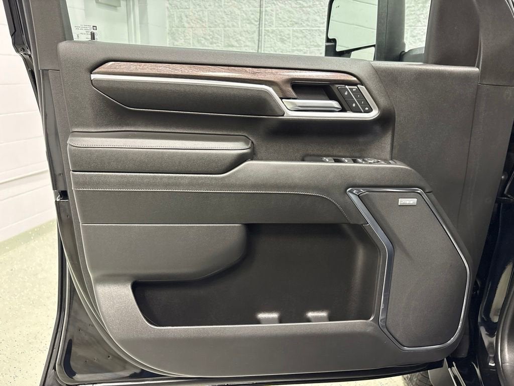 2024 Chevrolet Silverado 3500 HD LTZ