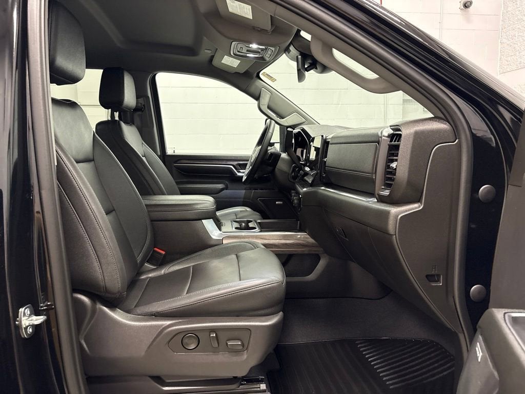 2024 Chevrolet Silverado 3500 HD LTZ