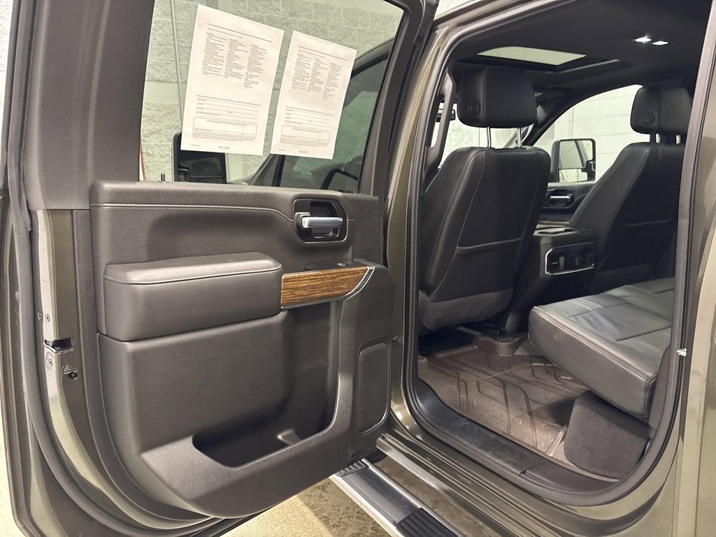 2022 Chevrolet Silverado 3500 HD High Country