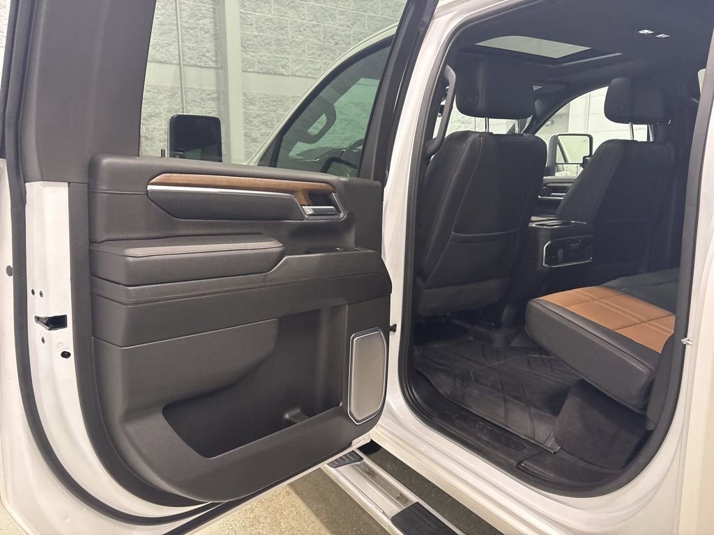 2024 Chevrolet Silverado 3500 HD High Country DRW