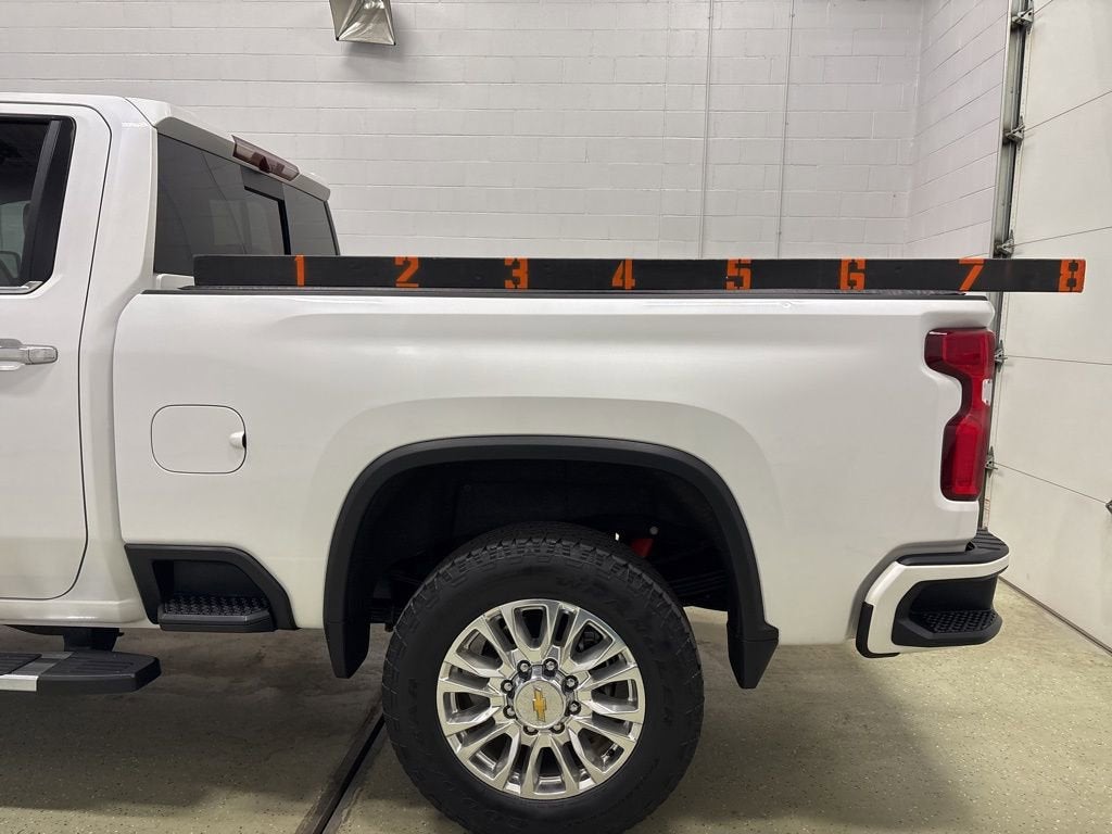 2022 Chevrolet Silverado 3500 HD High Country
