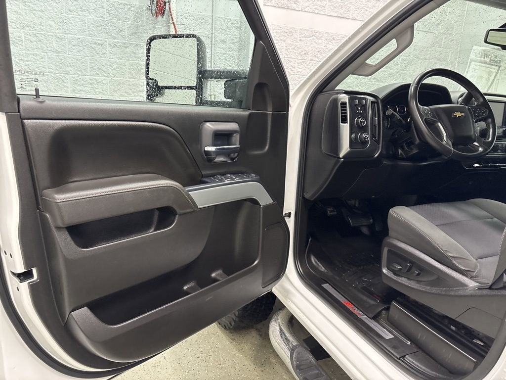 2017 Chevrolet Silverado 3500 HD LT