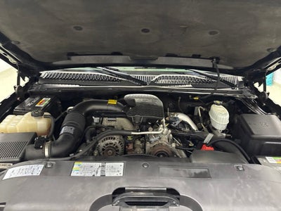 2004 Chevrolet Silverado 2500 HD LS