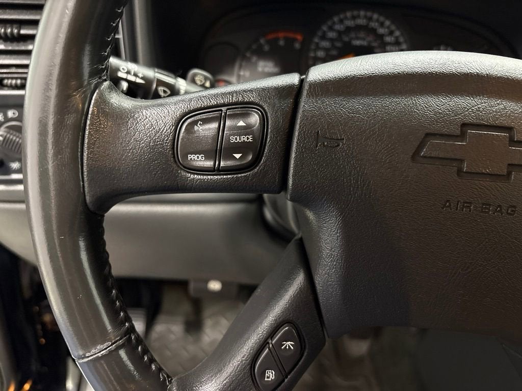 2004 Chevrolet Silverado 2500 HD LS