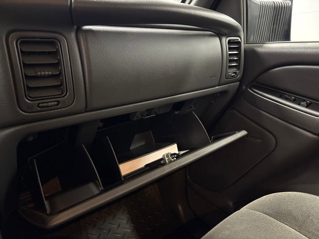 2004 Chevrolet Silverado 2500 HD LS