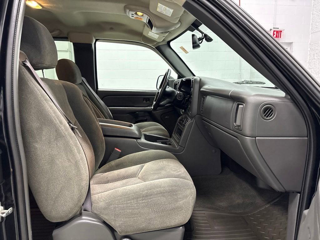 2004 Chevrolet Silverado 2500 HD LS