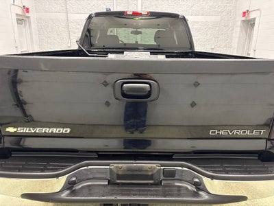 2004 Chevrolet Silverado 2500 HD LS